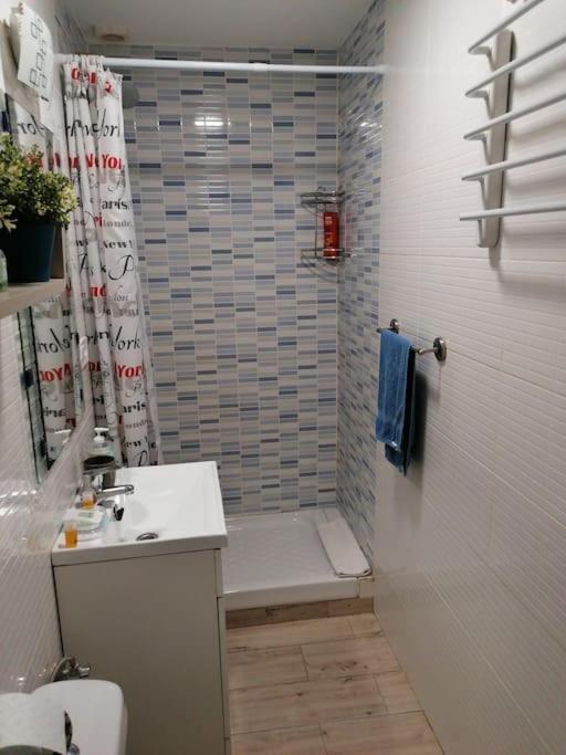 Sebastian Elcano, Apartamento Para 2 Con Terraza, Metro Embajadores Мадрид Екстер'єр фото